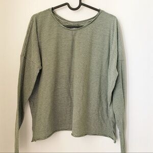 Super loose crop fits all